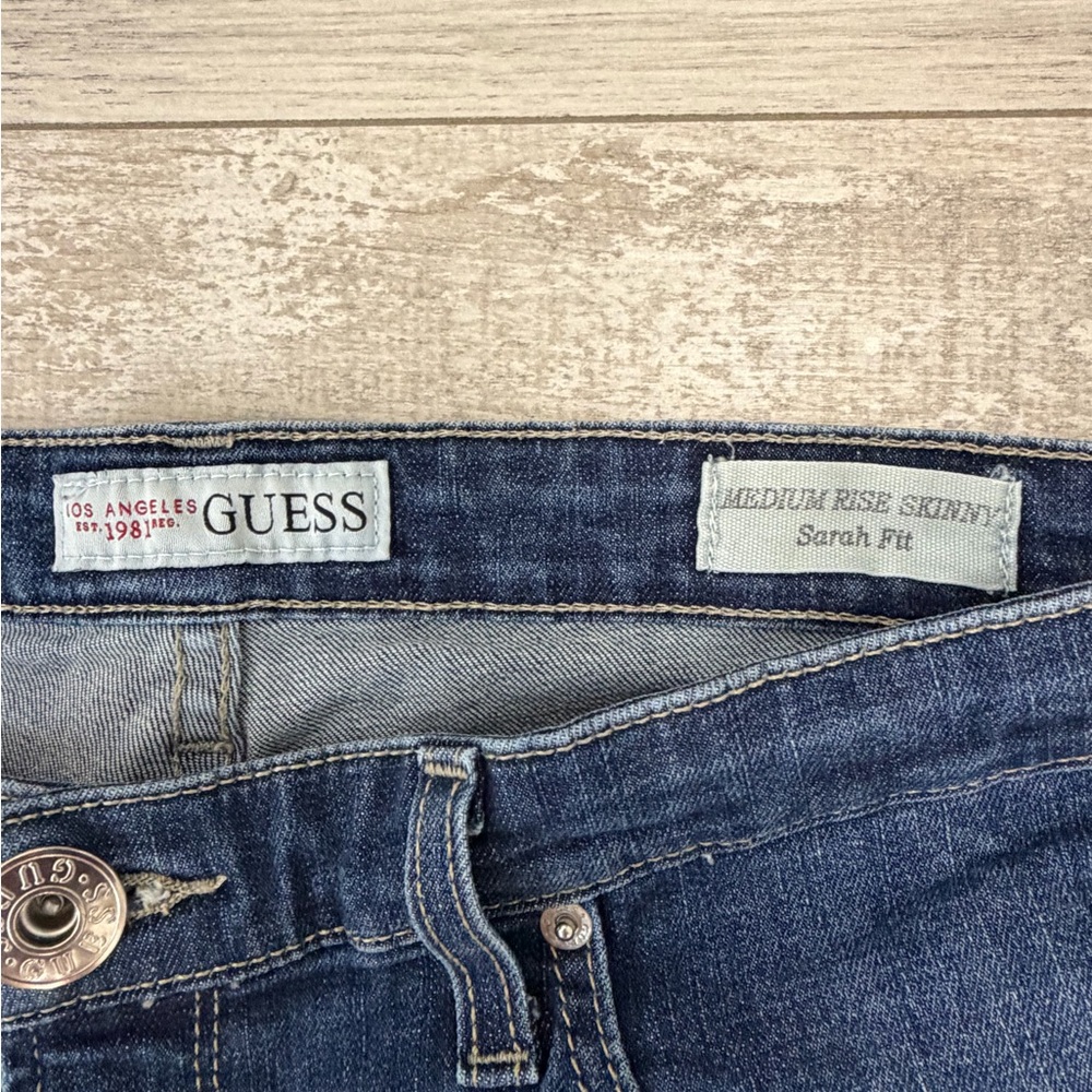 GUESS Medium Rise Skinny “Sarah” Fit Distressed Capri Jeans - Picture 4 of 5
